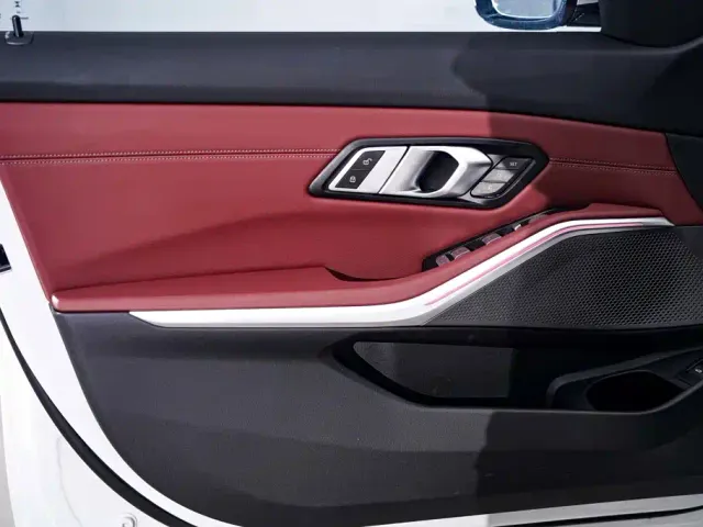 BMW 3 Series — Фото автомобиля 17