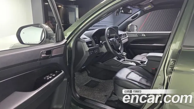 KG_Mobility_Ssangyong Rexton Новый Rexton Sport Khan Дизель 2.2 4WD — Фото автомобиля 10