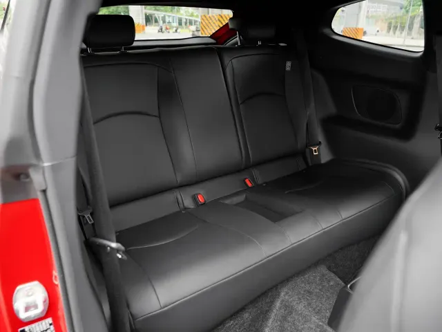 Toyota GR YARIS — Фото автомобиля 11