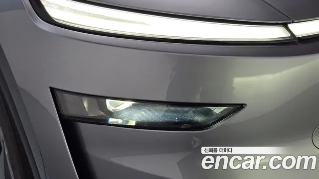 Tesla Model Y — Фото автомобиля 7
