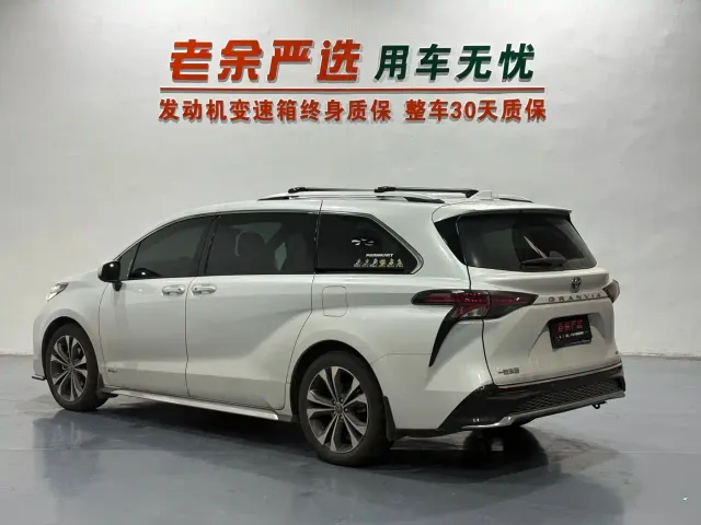 Toyota Granvia — Фото автомобиля 9