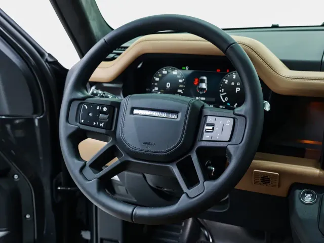 Land Rover Defender — Фото автомобиля 18