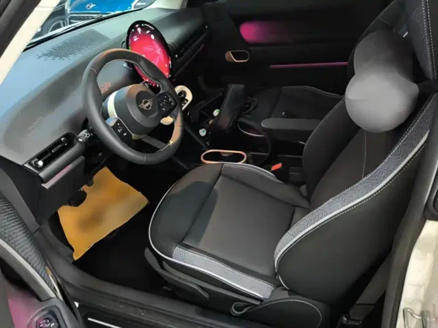 MINI Cooper — Фото автомобиля 14