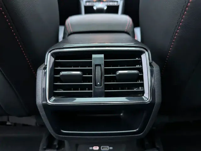 Skoda Karoq — Фото автомобиля 11