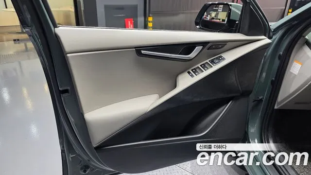 Kia Niro All Niro EV Air — Фото автомобиля 24