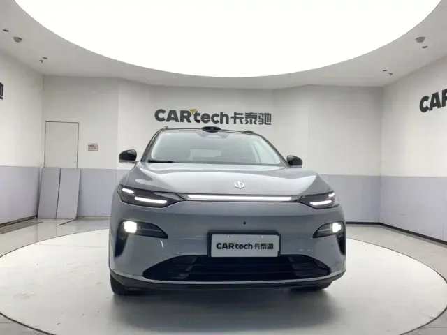 Leapmotor C11 — Фото автомобиля 3