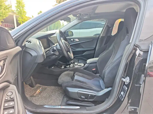 BMW 2 Series — Фото автомобиля 9