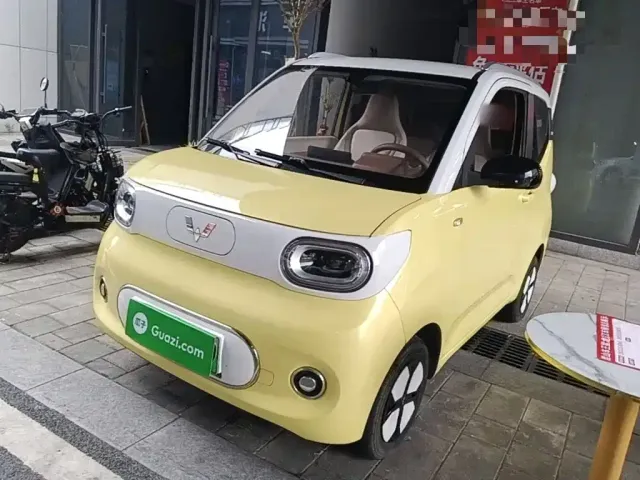 Фотография автомобиля — Wuling Hongguang Mini EV