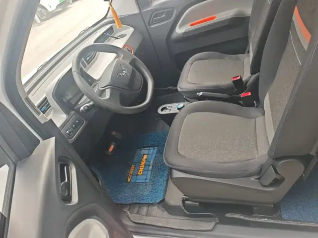 Wuling Hongguang Mini EV — Фото автомобиля 14