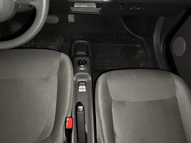 Wuling Zhiguang NEV — Фото автомобиля 16
