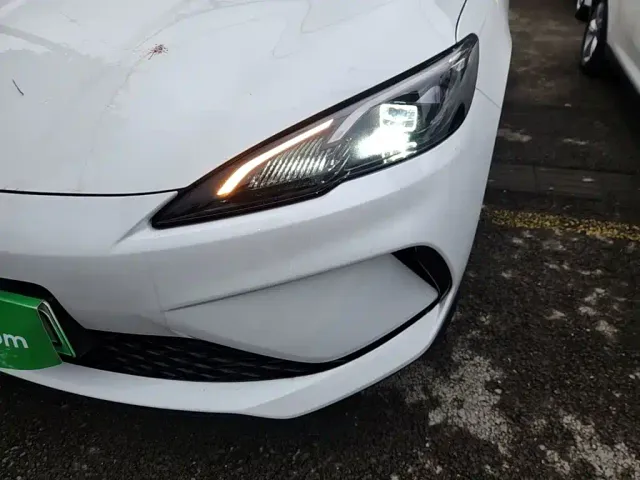 BYD Seal 05 DM-i — Фото автомобиля 23