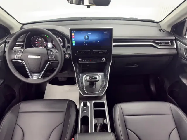 Haval M6 — Фото автомобиля 11