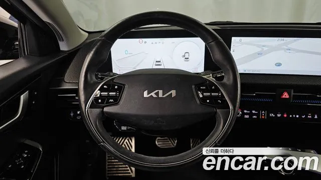 Kia EV6 — Фото автомобиля 19