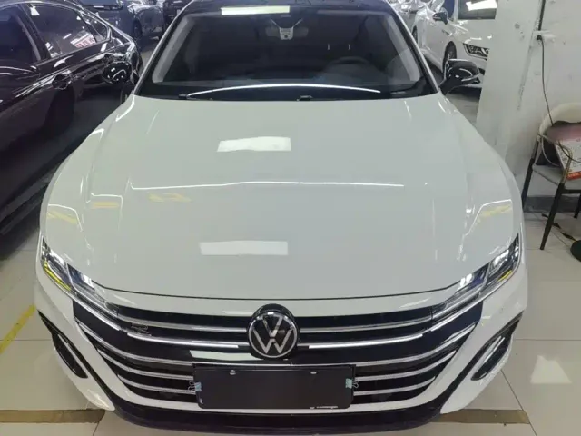 Volkswagen FAW-Volkswagen CC 2024 380TSI Eye-catching Public Sharing Edition — Фото автомобиля 2