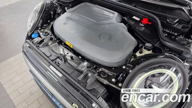 MINI Cooper Cooper Electric — Фото автомобиля 6