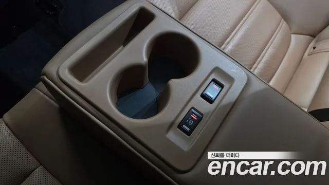 Renault-KoreaSamsung SM6 Новый SM6 1.8 TCe Première — Фото автомобиля 18