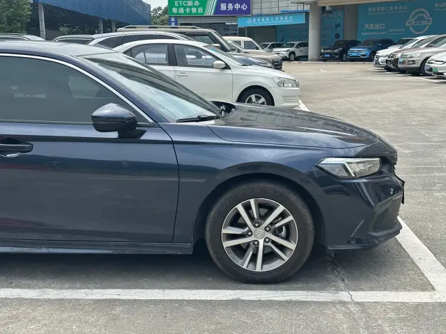 Honda Civic — Фото автомобиля 24