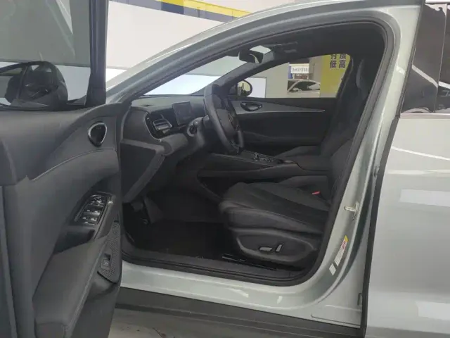 BYD Seal 06 — Фото автомобиля 9