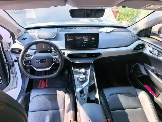 Geely Geometry Geely Geometry A 2022 Model Pro 430KM Travel Edition — Фото автомобиля 5