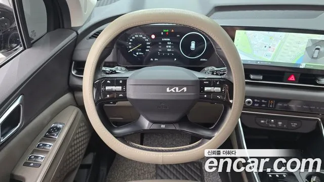 Kia Carnival Generation 4 — Фото автомобиля 13