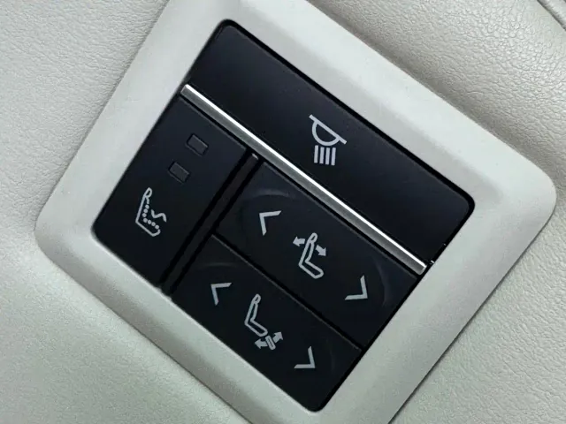Toyota Granvia — Фото автомобиля 15
