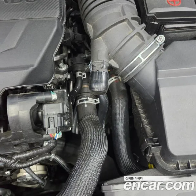 Hyundai Avante CN7 — Фото автомобиля 11