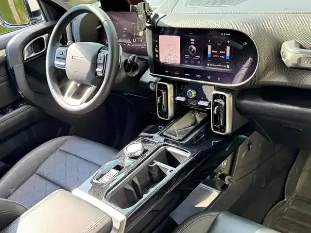 Haval Big Dog — Фото автомобиля 9