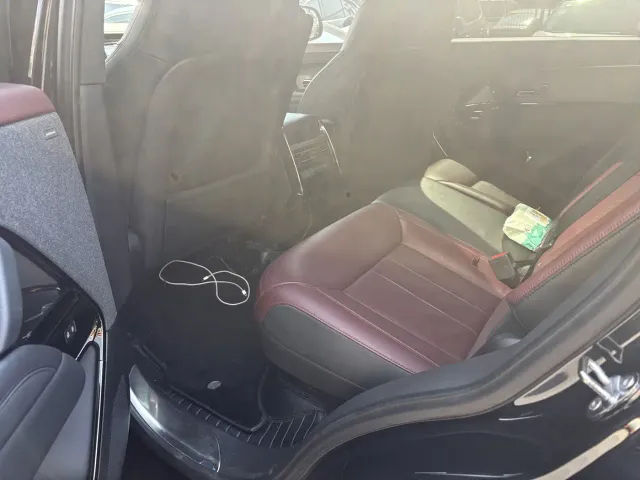Land Rover Range Rover Sport — Фото автомобиля 5