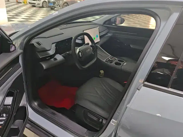 Geely Galaxy L6 — Фото автомобиля 9