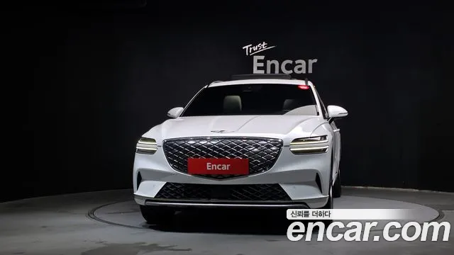 Genesis GV70 Electrified — Фото автомобиля 3