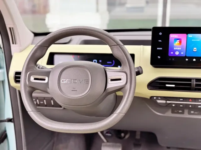 Geely Panda — Фото автомобиля 9