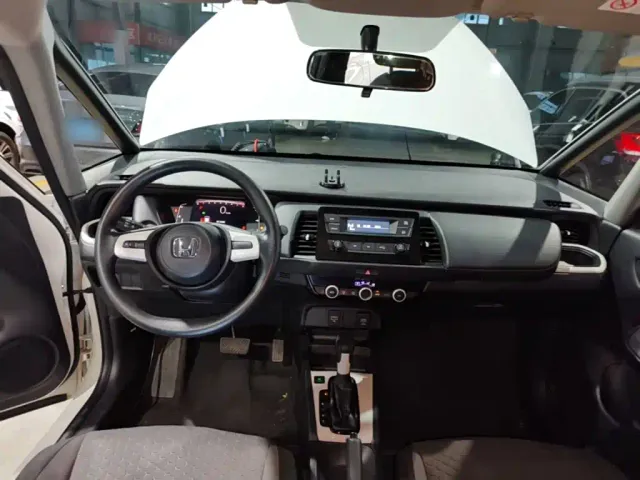 Honda Fit — Фото автомобиля 9