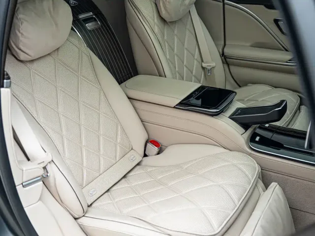 Mercedes-Benz Maybach S-Class — Фото автомобиля 14
