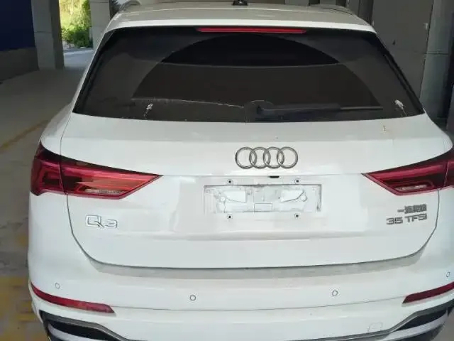 Audi Q3 — Фото автомобиля 9