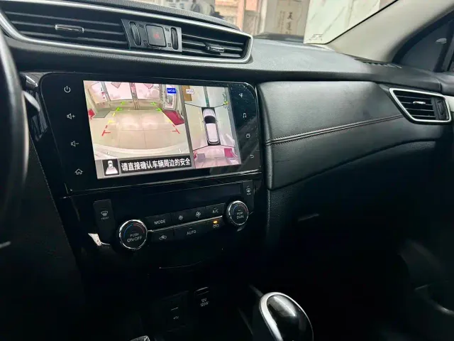 Nissan Qashqai — Фото автомобиля 14