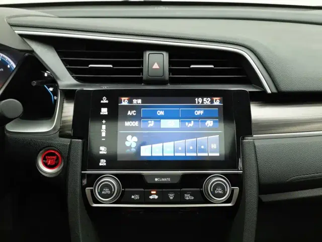 Honda Civic — Фото автомобиля 12