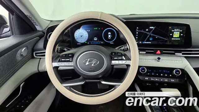 Hyundai AVANTE Inspiration — Фото автомобиля 13