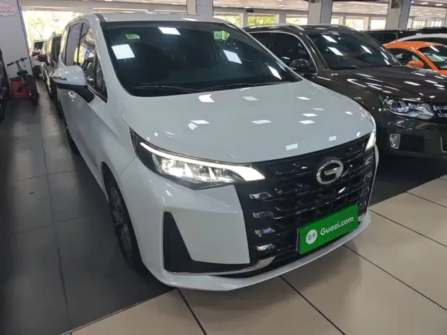 GAC Trumpchi M6 — Фото автомобиля 3