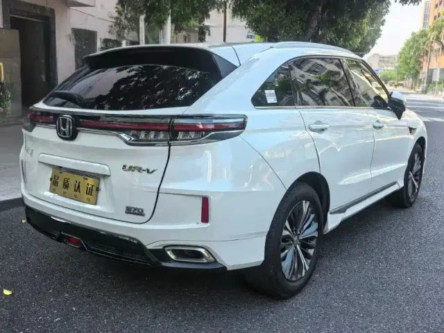 Honda UR-V — Фото автомобиля 9