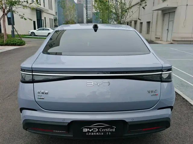 BYD Seal 07 EV — Фото автомобиля 11