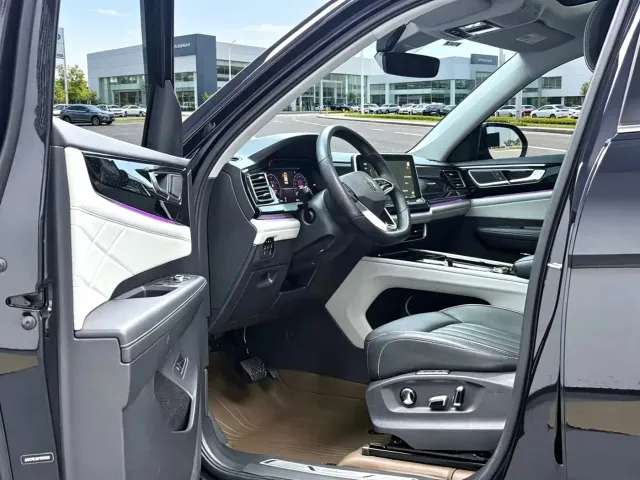 Volkswagen Teramont — Фото автомобиля 4