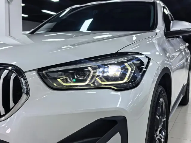 BMW X1 — Фото автомобиля 4