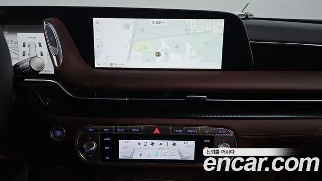 Genesis G90 Бензин 3.5 турбо AWD — Фото автомобиля 11