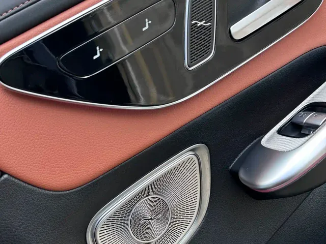 Mercedes-Benz GLC-Class — Фото автомобиля 12