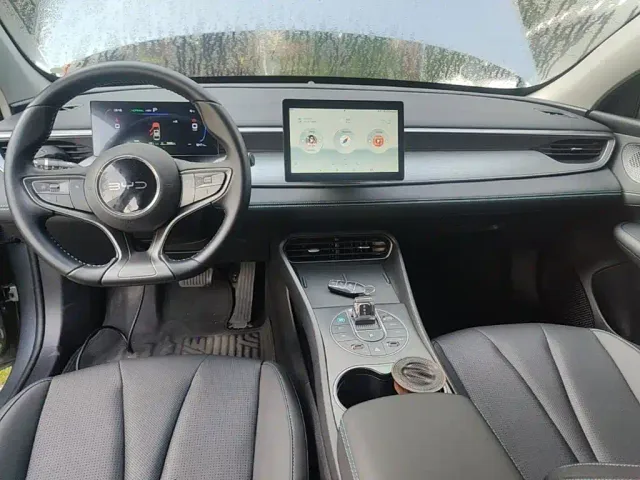 BYD Seal 05 DM-i — Фото автомобиля 9