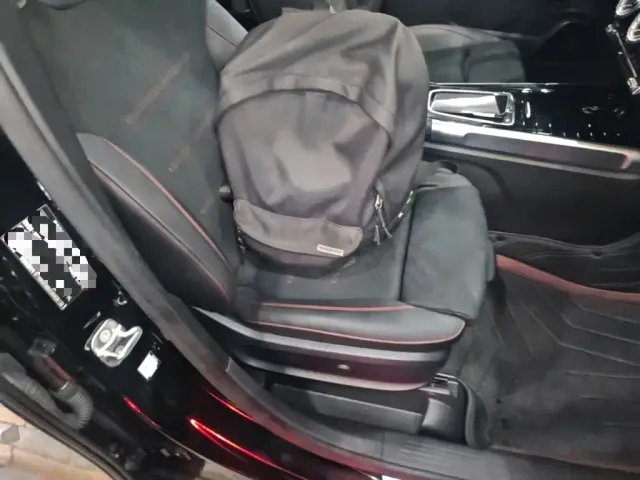 Mercedes-Benz GLB AMG — Фото автомобиля 24