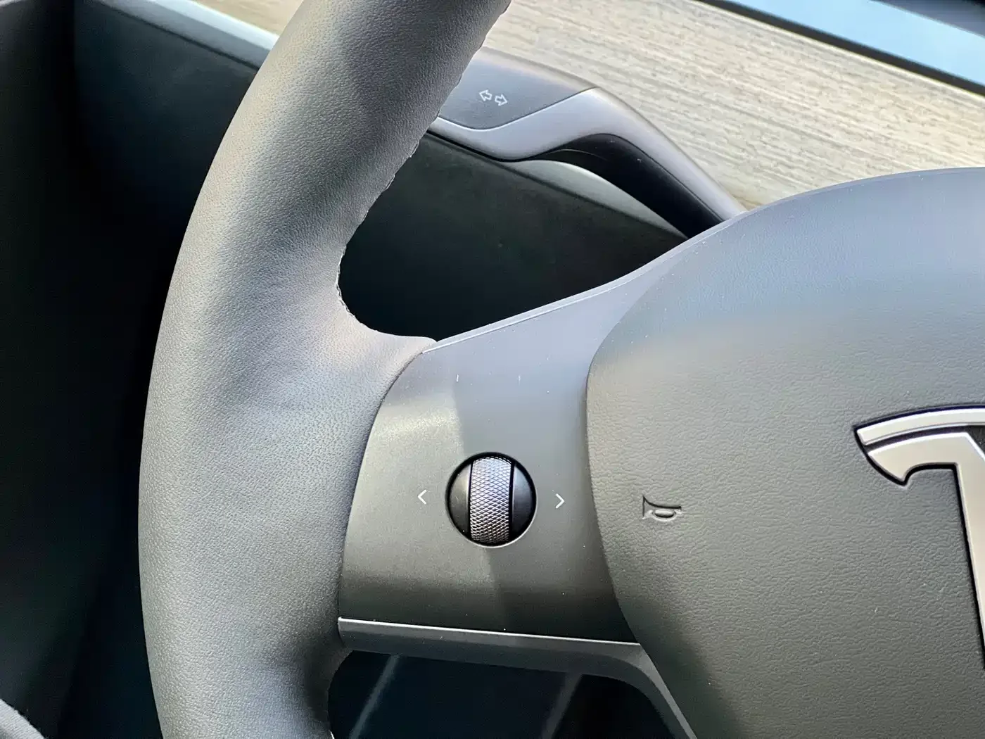 Tesla Model Y 2022 Facelift Rear-Wheel Drive Version — Фото автомобиля 18