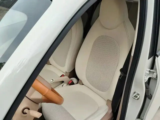 Wuling Hongguang Mini EV — Фото автомобиля 10