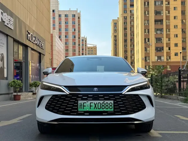 BYD Qin L — Фото автомобиля 2