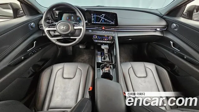 Hyundai Avante CN7 — Фото автомобиля 10